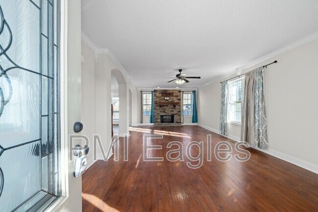 Building Photo - 3739 Silver Fox Ct