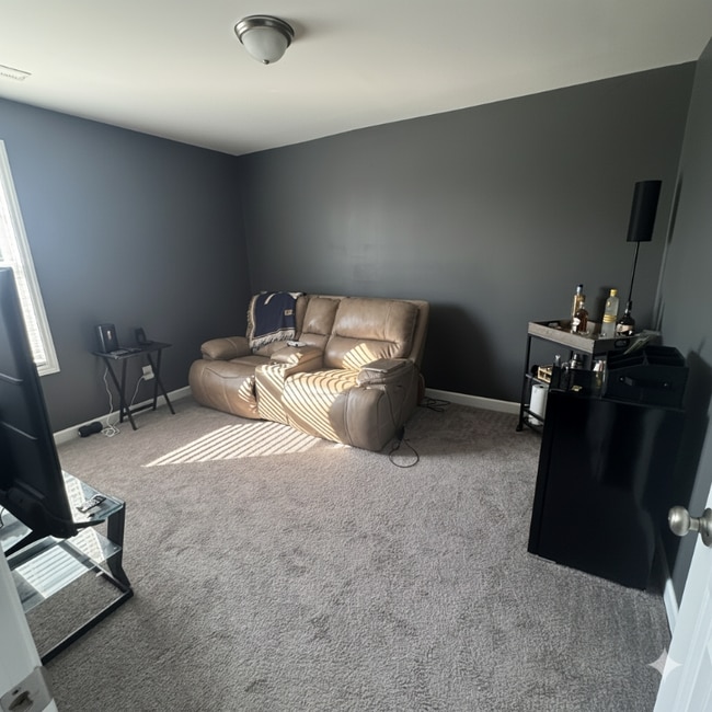 Building Photo - 370 Holly Grove Dr