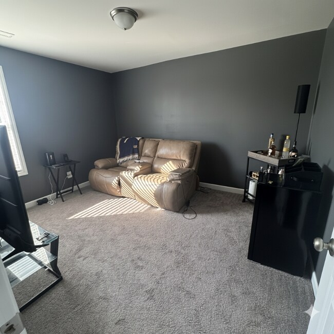 Foto del edificio - 370 Holly Grove Dr