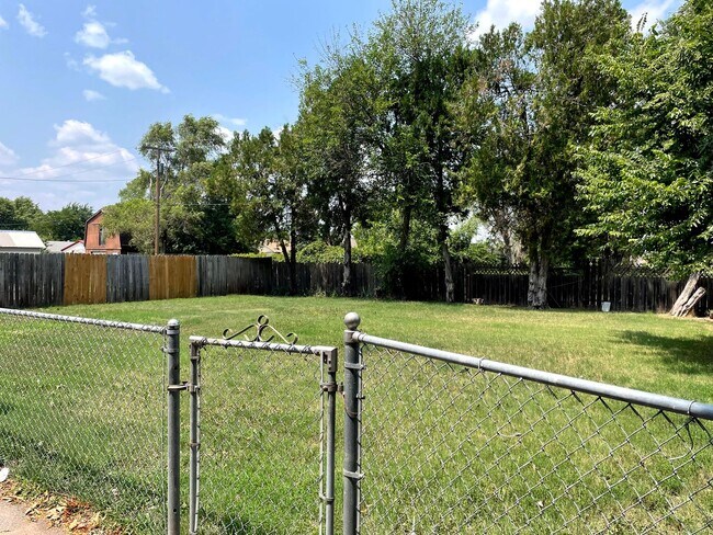 Foto del edificio - 3 bed 2 bath home