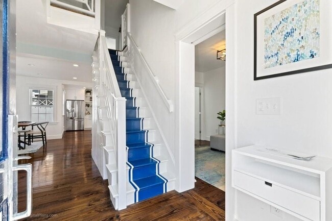 Building Photo - 28-30 John St