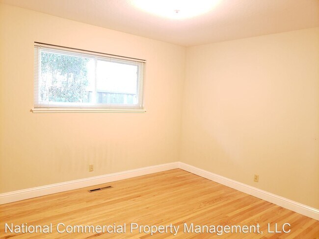 Building Photo - 3 br, 3 bath House - 138 Old Adobe Way