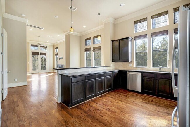 Foto del edificio - 1701 Ashland St