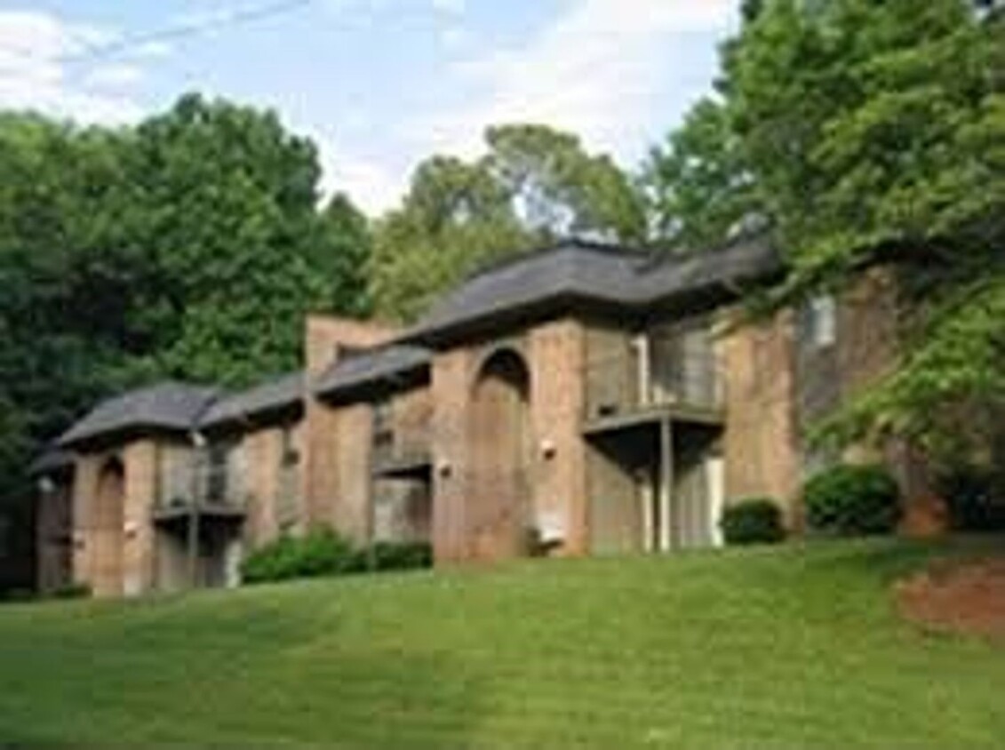 Foto principal - 405 Orchard Trace Ln