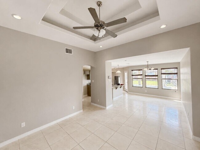 Foto del edificio - 2711 Purdy Ct