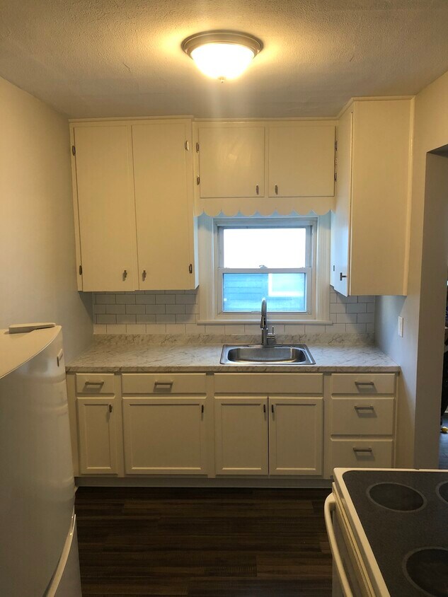 249 Genesee Street, Unit Apt 3 Townhouse for Rent in Lockport, NY