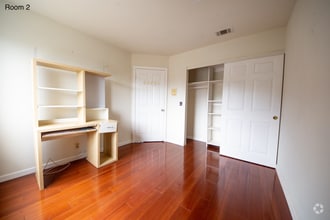 Building Photo - 126 Linda Vista Dr