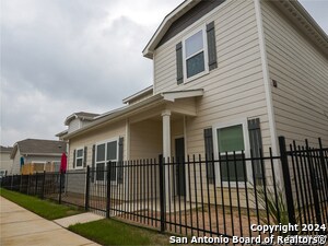 Foto principal - 10841 Emerick St