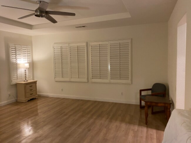 Foto del edificio - 13744 Dellbrook St