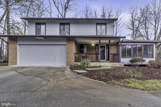 Building Photo - 10422 Woodbury Woods Ct