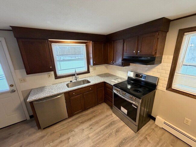 Building Photo - 61-63 Orlando