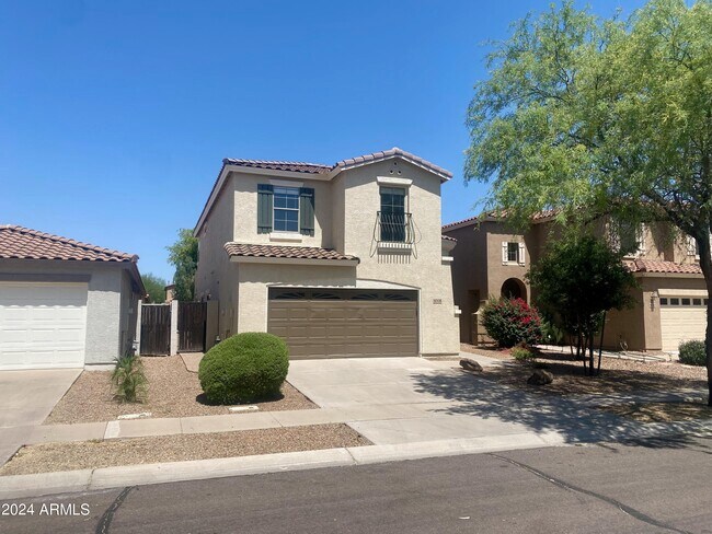 Building Photo - 4008 E Ironhorse Rd