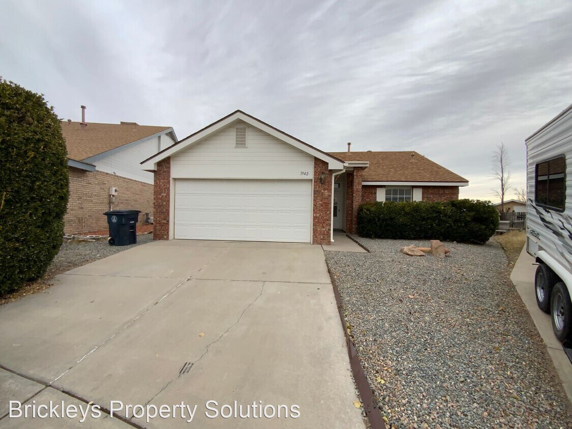 1942 Avondale Pl NW, Albuquerque, NM 87120