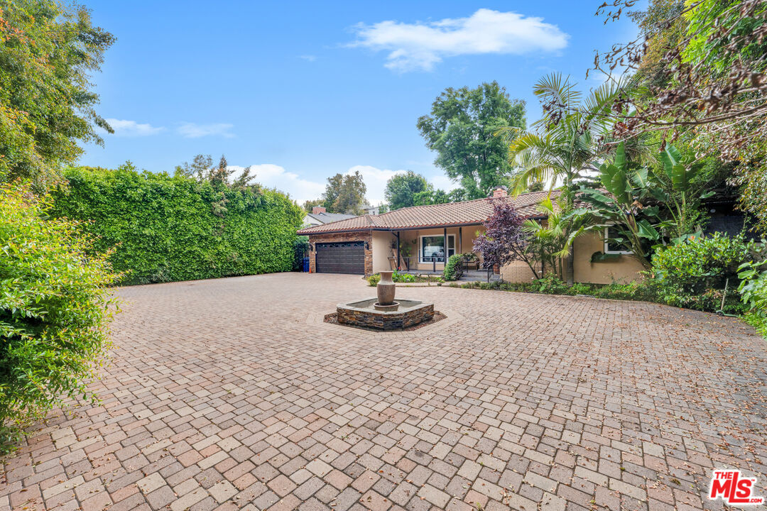 Foto principal - 11182 W Sunset Blvd