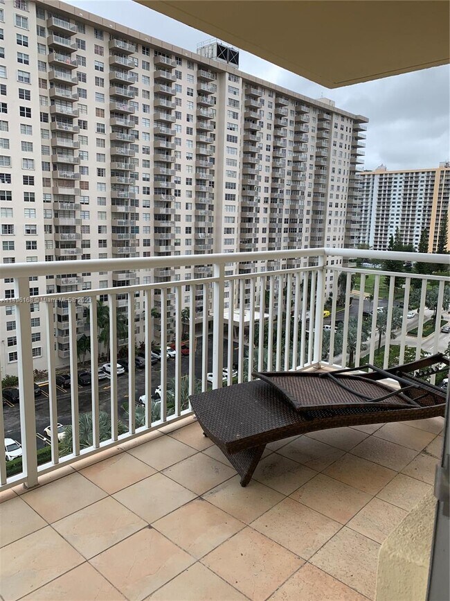 Foto del edificio - 251 174th St