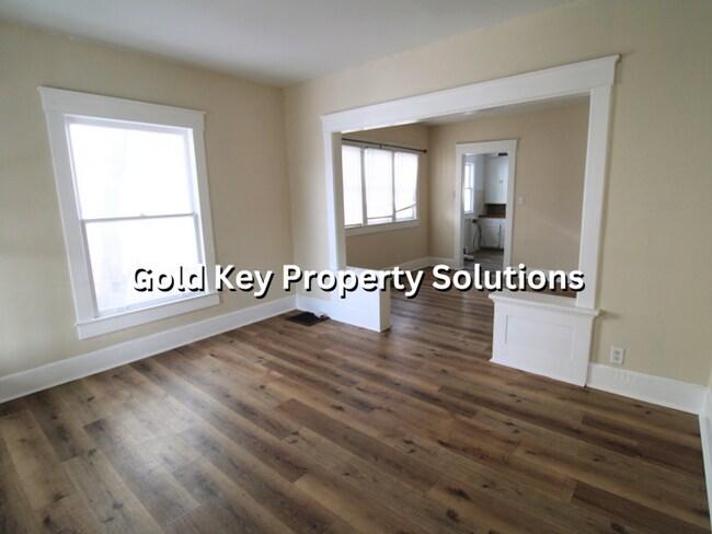 Foto del edificio - Large 2 BR 1 BA House Near Downtown Anderson (NO SECTION 8)