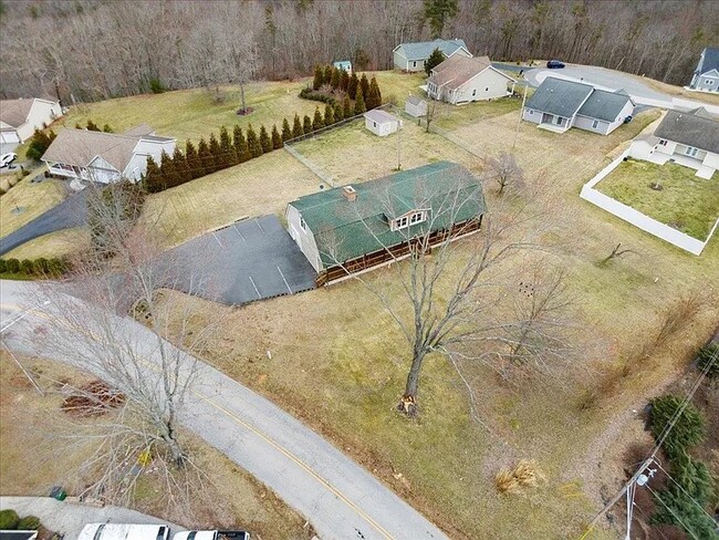 Building Photo - 1210 Stafford Dr