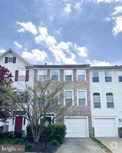 Building Photo - 47357 Darkhollow Falls Terrace