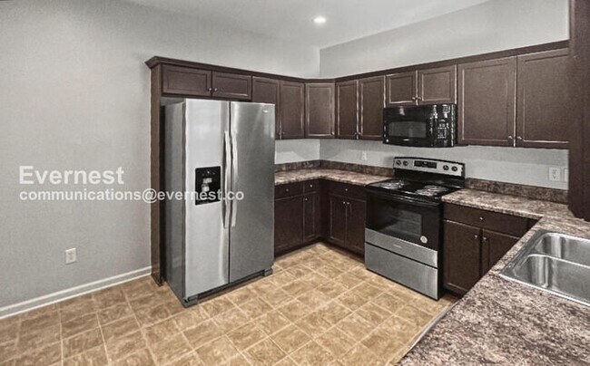 Foto del edificio - 1195 Washington Dr