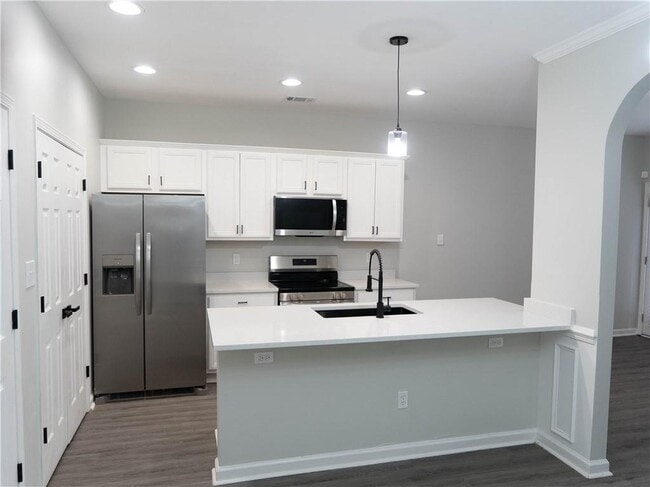 Foto del edificio - 4741 Highpoint Ln