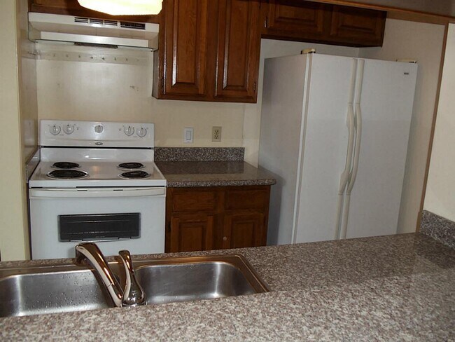 Foto del edificio - 10814 B Lynbrook Dr