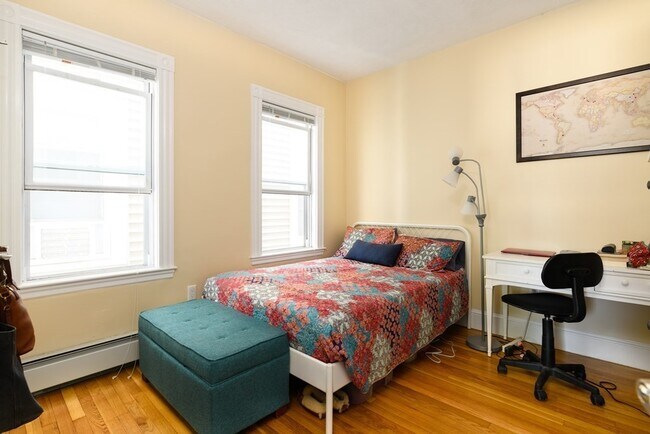 Foto del edificio - 393 Washington St