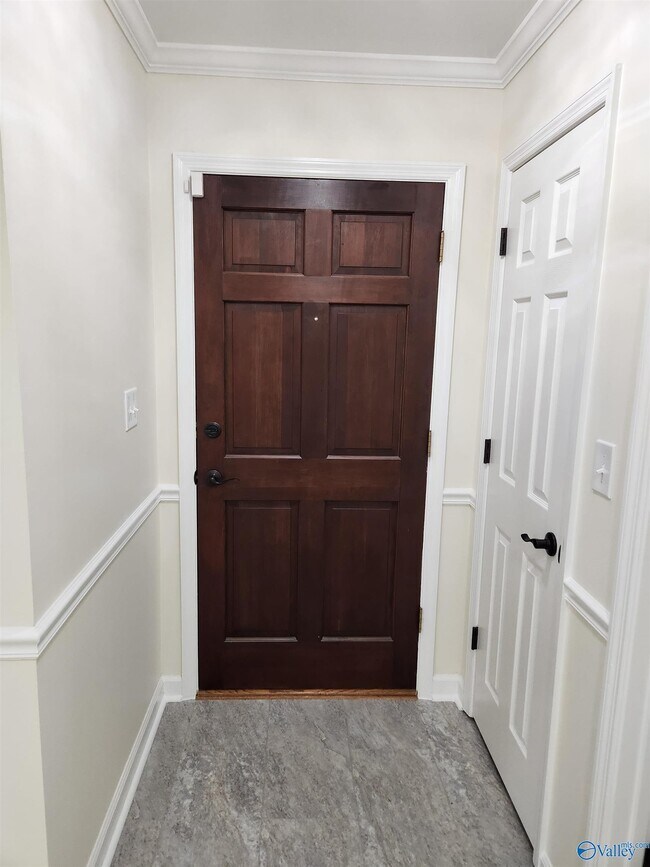 Foto del edificio - 122 Featherstone Ln SE