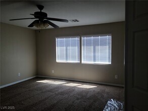 Building Photo - 57 W Kraft Ave