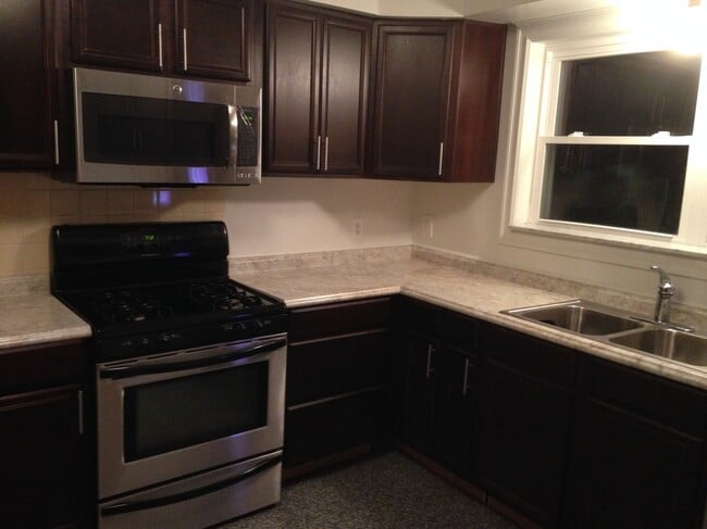 Foto del edificio - 3064 Ferguson Rd