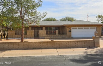 Building Photo - 3239 S Lebanon Ln