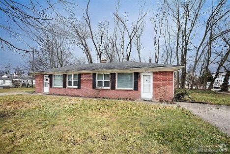 Building Photo - 2402 Warner Pl