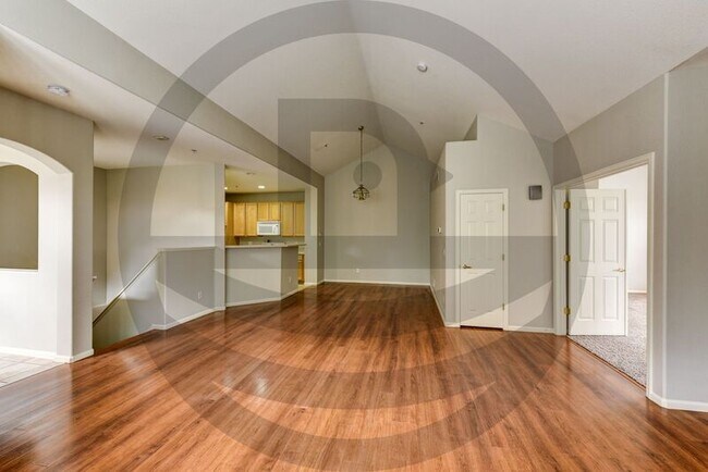 Foto del edificio - 2855 Rock Creek Cir
