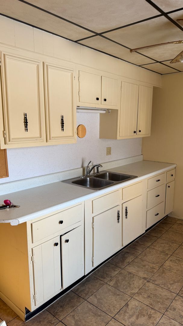 Building Photo - 18 Packard Ave