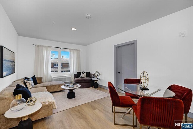 Foto del edificio - 1435 10th St