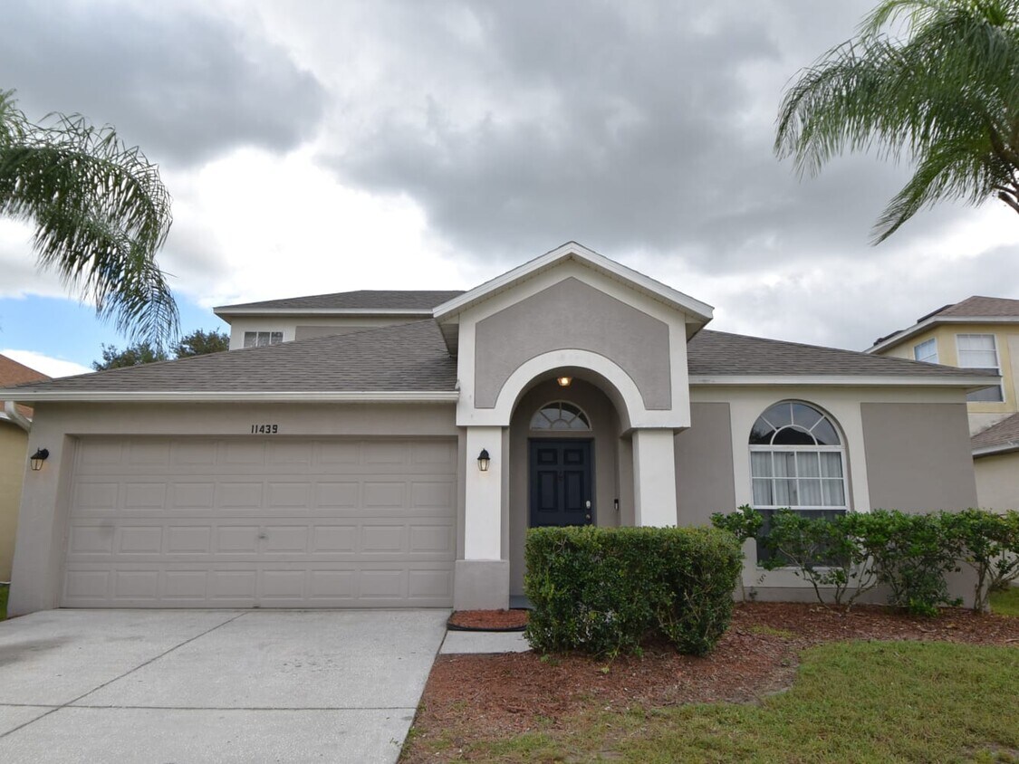 11439 Village Brook Dr House Rental in Riverview, FL