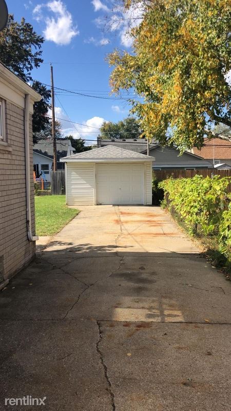 Building Photo - 3 br, 2 bath House - 26201 Ursuline