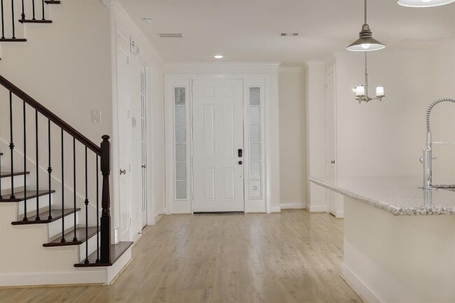 Foto del edificio - 227 Kendrick Pines Blvd