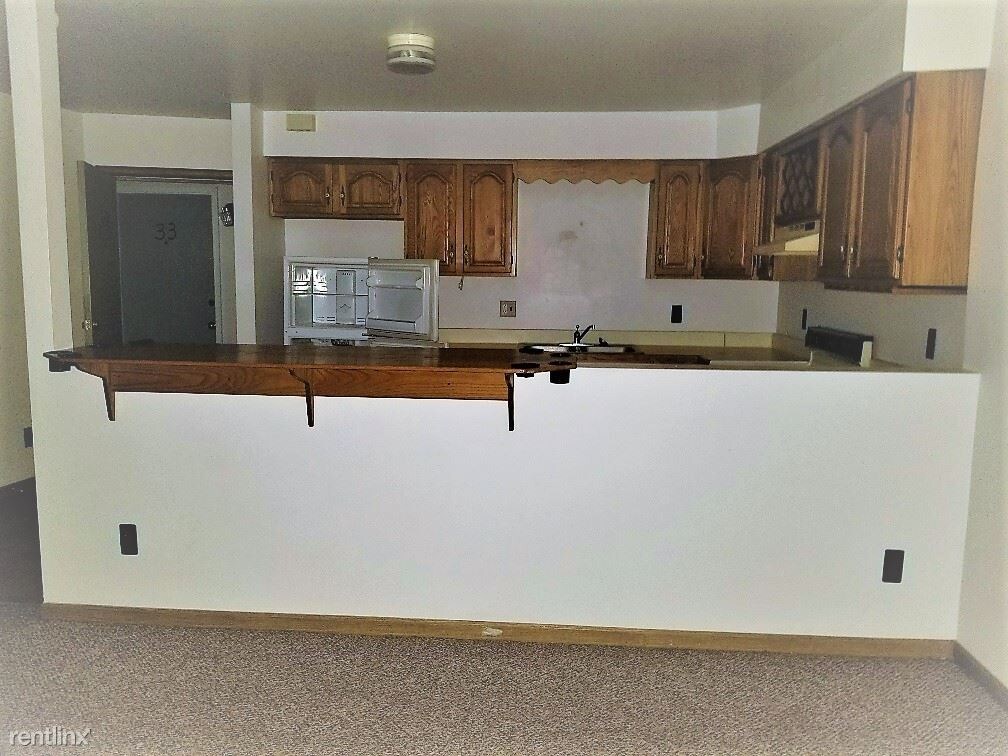 2 br, 1 bath - 31 W Front St - 2 br, 1 bath  - 31 W Front St