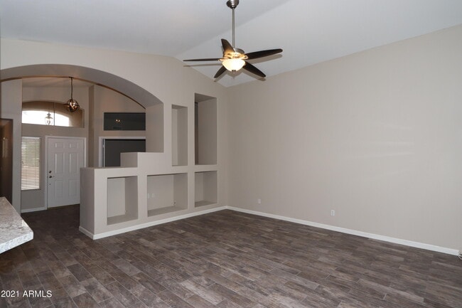 Building Photo - 6760 W Monona Dr