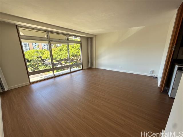 Foto del edificio - 1551 Nuuanu Ave