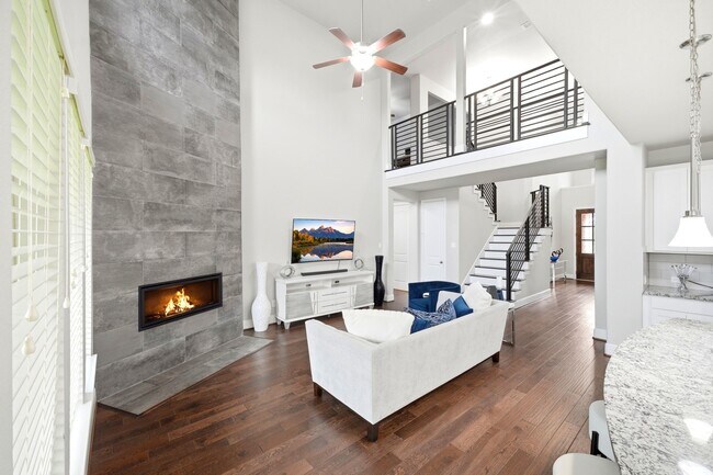 Foto del edificio - 2239 Falcon Brook Dr