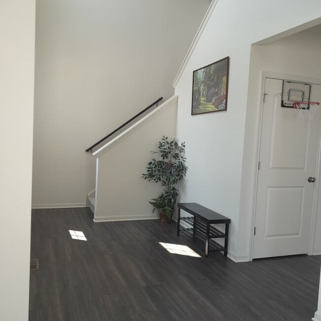 Building Photo - 172 Caraway Pl