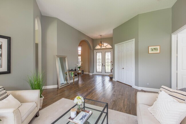 Building Photo - 684 Cypress Green Cir