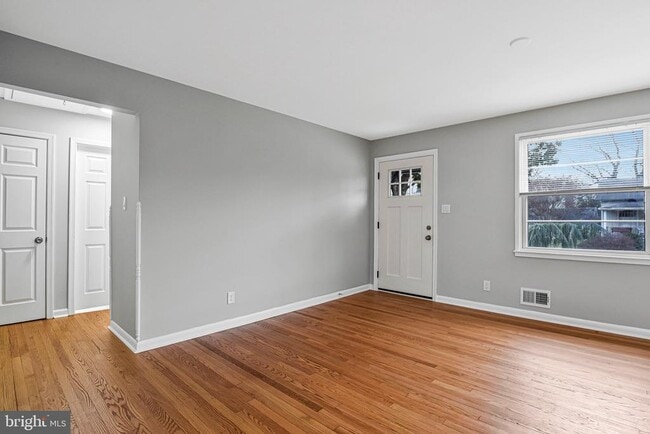 Foto del edificio - 617 N Wakefield St