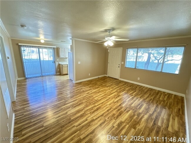 Building Photo - 639 Anne Ln