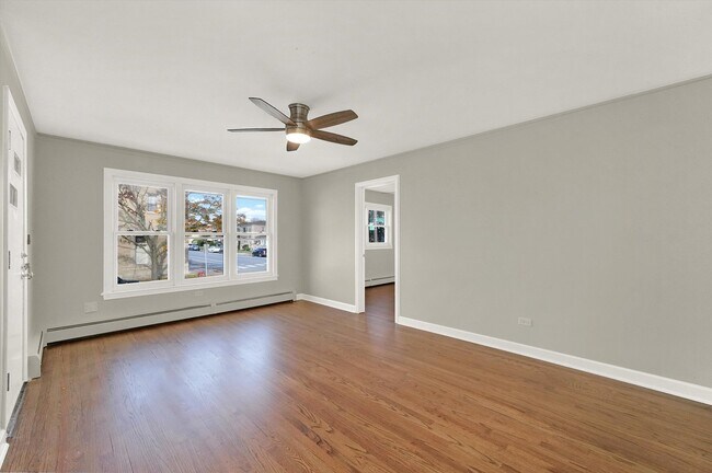 Foto del edificio - 5818 N Elston Ave