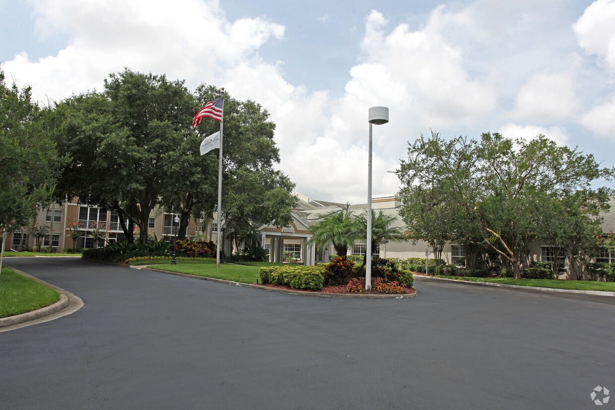 Meadow Lake Apartments Palm Harbor, FL