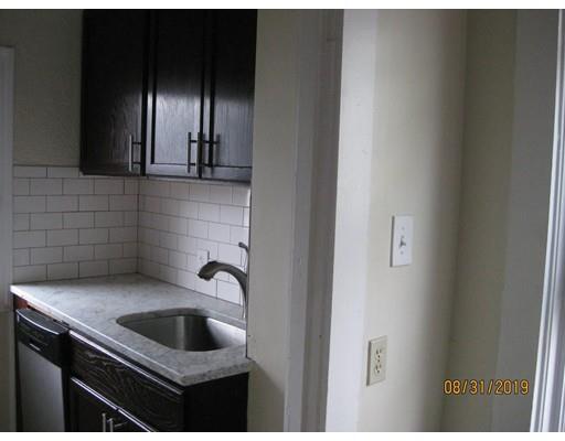 Building Photo - 155 Pearl St