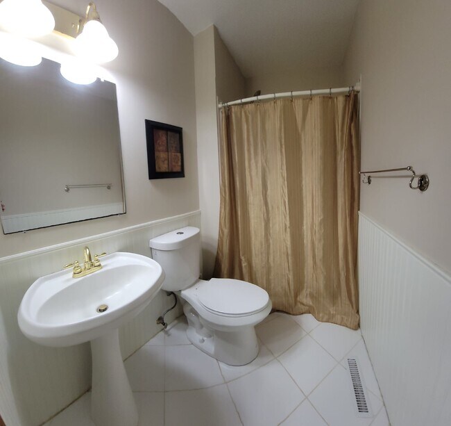 Foto del edificio - 15625 46th Ave N