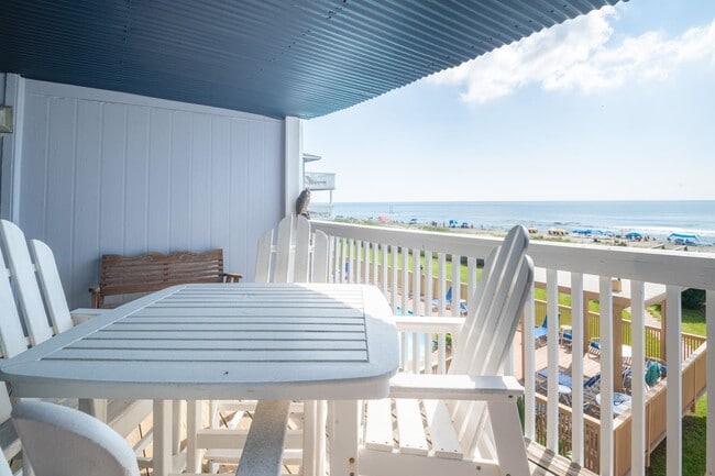 Foto del edificio - COZY AND QUAINT FURNISHED OFF-SEASON WINTER GETAWAY